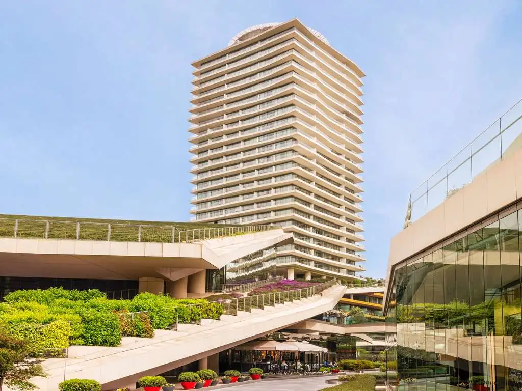 Raffles İstanbul, Zorlu Center